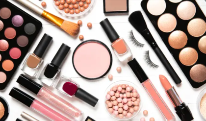 মেকআপের সরঞ্জাম অনেকদিন ভাল রাখার বিশেষ কিছু উপায় জেনেনিন
