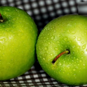 শরীরের নানা সমস্যা সমাধান করবে সবুজ আপেল, রোজ খান একটি করে খান আর দেখুন ম্যাজিক!