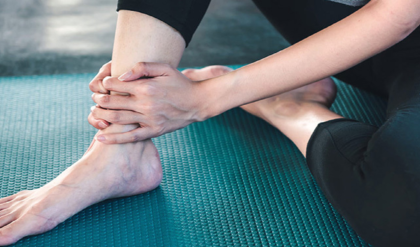 ঘন ঘন হাত পা অবশ হওয়া কি বিপদের সংকেত? এড়িয়ে না গিয়ে জেনেনিন