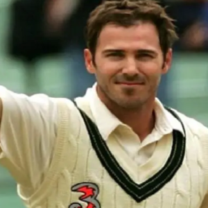 মৃত্যুর সঙ্গে পাঞ্জা লড়ছেন পন্টিংয়ের নির্ভরযোগ্য সতীর্থ, প্রাণঘাতী রোগে আক্রান্ত হয়ে হাসপাতালে মার্টিন