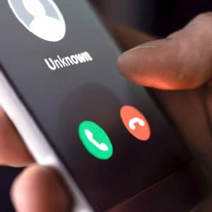 প্রতারণা রুখতে কেন্দ্রের কড়া পদক্ষেপ! কল করার পর নিজের নাম লুকানোর সুযোগ পাবেন না কেউ, কখন চালু হচ্ছে এই নতুন নিয়ম?