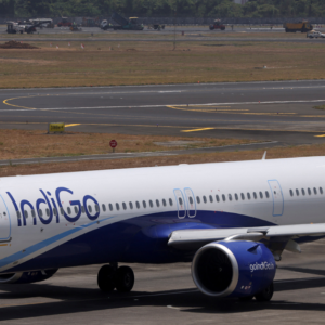 ইন্ডিগো (IndiGo) সঙ্কটে নজিরবিহীন সিদ্ধান্ত! পাইলটদের ৪৮ ঘণ্টার সাপ্তাহিক বিশ্রামের নিয়ম সাময়িকভাবে প্রত্যাহার করল DGCA