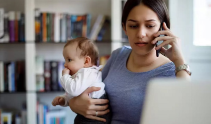 মাতৃত্বকালীন ছুটির পর কাজে ফিরছেন, এটা কী আদেও স্বাস্থ্যের জন্য ভালো?