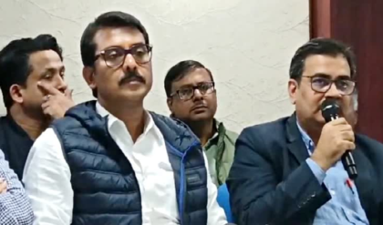 টালিগঞ্জে বড় সিদ্ধান্ত! এবার মানসিক অবসাদ কাটাতে ফ্রি চিকিৎসা, নিলেন ‘ফেডারেশন’-এর সভাপতি স্বরূপ বিশ্বাস।