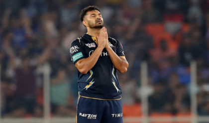 আচমকা অবসর! ভারত-দক্ষিণ আফ্রিকা সিরিজের মাঝেই সব ধরনের ক্রিকেটকে বিদায় জানালেন মিডিয়াম পেসার মোহিত শর্মা