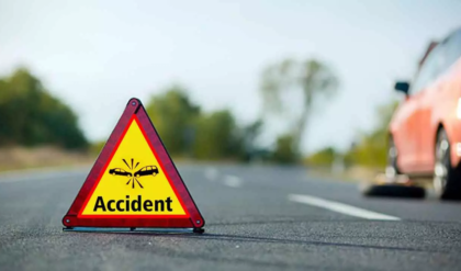 ধূপগুড়িতে ভয়ঙ্কর দুর্ঘটনা! এশিয়ান হাইওয়েতে ২ লরির মুখোমুখি সংঘর্ষ, স্টিয়ারিংয়ে আটকে চালকদের আর্তনাদ