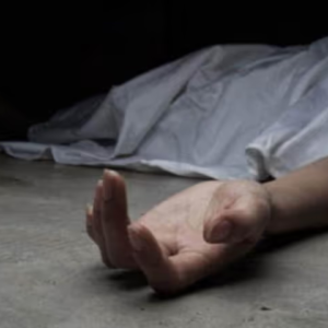 নিচে মা-বোন, উপরে ছেলের পচাগলা দেহ! উত্তরপাড়ার ফ্ল্যাটে রহস্যমৃত্যু, ঘনাচ্ছে প্রশ্নচিহ্ন