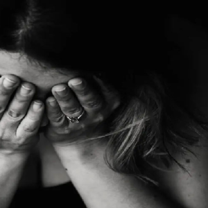 যে ৬ বদঅভ্যাস আপনাকে ঠেলে দিতে পারে অন্ধকারের দিকে, সাবধান থাকুন ও জেনেনিন