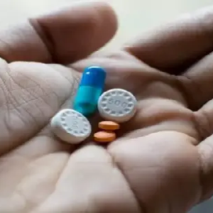 রোজ ঘুমের ওষুধ খান? অজান্তেই যেসব বিপদ ডেকে আনছেন আপনি, জানুন ও সতর্ক থাকুন