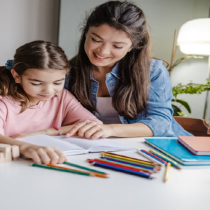 সন্তান পড়ায় মনোযোগ দিচ্ছে না? মনোযোগ গড়ে তুলতে জেনেনিন কি করবেন