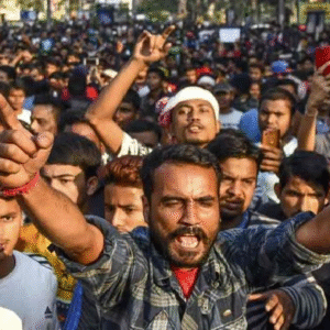 বনভূমি উদ্ধারে বিরাট অভিযান, বাস্তুহারা ২,২০০ পরিবার! মিয়া মুসলিমদের গণবিক্ষোভে অসমে কী হতে চলেছে?