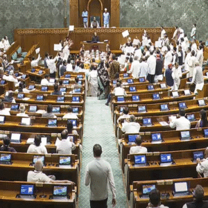 সংসদের প্রথম দিনেই তুমুল অশান্তি! SIR বিতর্কে মুলতুবি হলো লোকসভা, বিরোধীরা কেন প্রশ্নোত্তর পর্ব বাতিল চাইলেন?