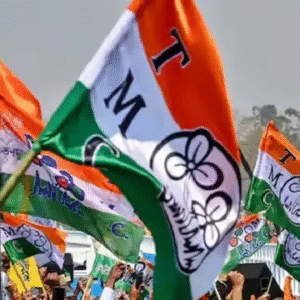 শ্রমিক নিয়োগকে ঘিরে ধুন্ধুমার দুর্গাপুর! দুই প্রাক্তন কাউন্সিলরের গোষ্ঠীদ্বন্দ্বে রণক্ষেত্র এবিএল টাউনশিপ, আহত ৫