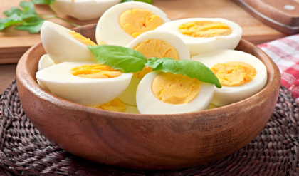 ডিমের মধ্যে কত পরিমান ক্যালোরি আছে জানেন? জেনেনিন ও আপনিও খান সুস্থ থাকতে