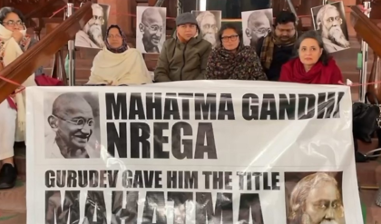 সংসদে ঝোড়ো বিল পাশ! মনরেগা থেকে ‘গান্ধী’ নাম সরানোর প্রতিবাদে রাতভর ধরনায় তৃণমূল, তুঙ্গে সংঘাত