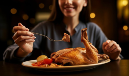 ব্রয়লার মুরগি খাচ্ছেন মাঝে মাঝে? ক্যানসারের ঝুঁকি কতটা রয়েছে জানেন