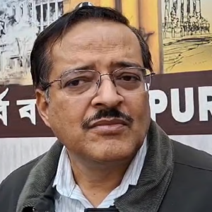 ‘বাংলাদেশি বা ভিন্‌দেশিদের নাম রোলে থাকলে বাদ যাবে!’ ড্রাফট পাবলিকেশনের আগে কড়া নির্দেশ দিলেন সুব্রত গুপ্ত