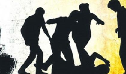 ভাঙচুর, মারধর, প্রাণনাশের হুমকি! শান্তিনিকেতনে দুষ্কৃতী হামলায় গুরুতর জখম মোমো দোকানের দুই কর্মী