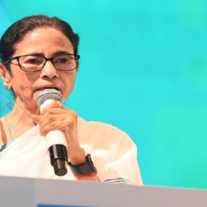 SIR ফর্ম ফেরতে শীর্ষে কলকাতা! মুখ্যমন্ত্রী মমতা বন্দ্যোপাধ্যায়ের কেন্দ্রেই ‘নো ম্যাপিং’ হার ১০% এর বেশি