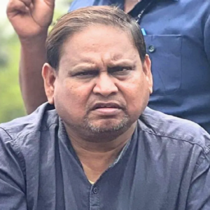 মুর্শিদাবাদের ১৩৫ আসনে লড়বেন! সাসপেনশনকে পাত্তা না দিয়ে ‘মাটি থেকে’ নতুন দল গড়ার ঘোষণা হুমায়ুন কবীরের