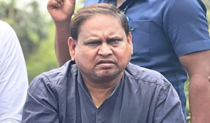 মুর্শিদাবাদের ১৩৫ আসনে লড়বেন! সাসপেনশনকে পাত্তা না দিয়ে ‘মাটি থেকে’ নতুন দল গড়ার ঘোষণা হুমায়ুন কবীরের