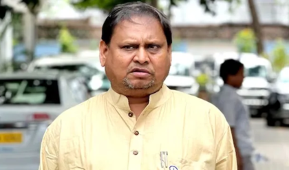 ‘আমায় ডেকে এনে ষড়যন্ত্র!’ সাসপেন্ডের খবর পেয়েই জনসভার স্থল থেকে বেরিয়ে গেলেন হুমায়ুন, দিলেন নতুন দল গড়ার ডাক