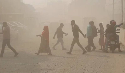 ভয়ংকর পরিস্থিতি! দিল্লিকে পিছনে ফেলে বিশ্বের এক নম্বর দূষিত শহর হলো ঢাকা, বায়ুমান ২৯৪