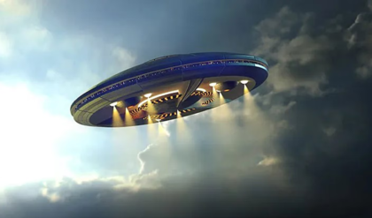 ভিনগ্রহে কি প্রাণের অস্তিত্ব রয়েছে? ইউএফও দেখার দাবির মধ্যেই রহস্যজনক ধুমকেতু ‘৩আই/অ্যাটলাস’ নিয়ে নতুন জল্পনা