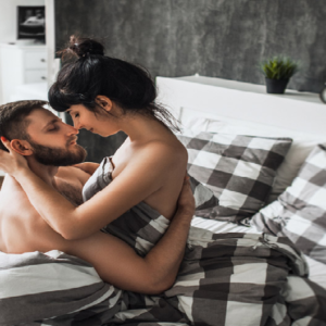 শারীরিক মিলন আপনার জীবনকে কীভাবে ভালো করে তুলতে পারে জানেন? জানা না থাকলে জেনেনিন