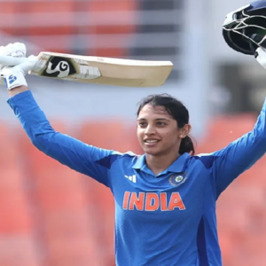 ক্রিকেট দুনিয়ায় স্মৃতির মহাজাগরণ! ইতিহাস গড়ে বিশ্বরেকর্ড চুরমার করলেন ভারতের রান-মেশিন