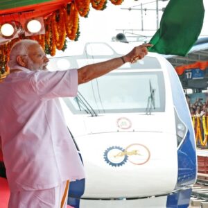 মোদী ম্যাজিক ২০২৬-এ! রাতে ঘুমিয়ে ভোরে পৌঁছান কামাখ্যা, স্লিপার বন্দে ভারতের সময় নিয়ে বড় আপডেট