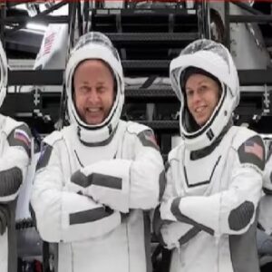 ISS-এ অজানা রোগ? অসুস্থ নভোচারীকে বাঁচাতে ‘সিক-লিভে’ ফিরছে মহাকাশযান, রহস্য দানা বাঁধছে