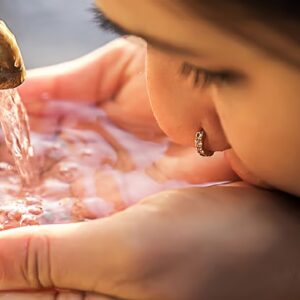 স্কুলে পানীয় জল পানের যোগ্য তো? প্রতিটি স্কুলকে ল্যাব রিপোর্ট জমার নির্দেশ, ভুল তথ্যে কড়া সাজা!