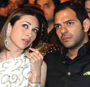 করিশ্মা কাপুরের কাছে কেন জবাব চাইল সুপ্রিম কোর্ট? প্রাক্তন স্বামীর মৃত্যুর পর সম্পত্তির লড়াইয়ে এবার নয়া মোড়!