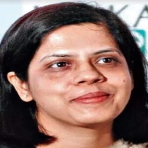 রাজভবন-নবান্ন সংঘাত থেকে মুখ্যসচিব পদ! কে এই নন্দিনী চক্রবর্তী? জানুন তাঁর বর্ণময় সফর