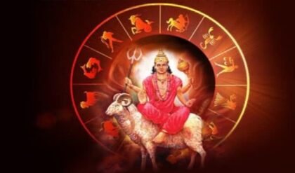 মকরে তিন গ্রহের মহামিলন! রুচক রাজযোগে খুলছে ৫ রাশির ভাগ্যের দরজা