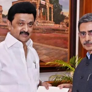 তামিলনাড়ু বিধানসভায় চরম নাটক! জাতীয় সঙ্গীতের অবমাননার অভিযোগ তুলে কক্ষত্যাগ রাজ্যপালের