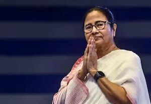 ভোটের আগে মমতার ‘ত্ৰিশূল’ কৌশল! ৩টি সরকারি প্রকল্পে বিশেষ নজর, জেলাশাসকদের ডেডলাইন নবান্নের!