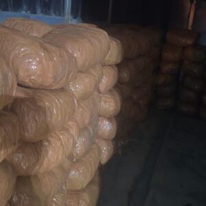 খিদিরপুরে পুলিশের মেগা অপারেশন! ওড়িশা থেকে আসা গাড়ির গোপন চেম্বারে মিলল ১২৫ কেজি গাঁজা