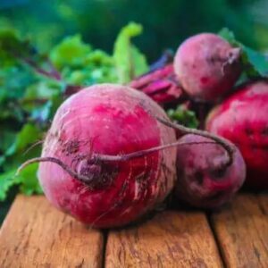 বিটরুট কাঁচা খাবেন নাকি রান্না? জেনেনিন কোনটা বেশি উপকারী