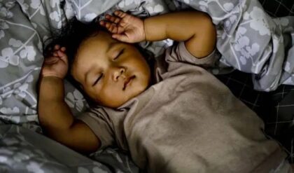 শিশুর দিনের ঘুম কতটা জরুরি, জেনেনিন কি বলছে বিশেষজ্ঞরা?