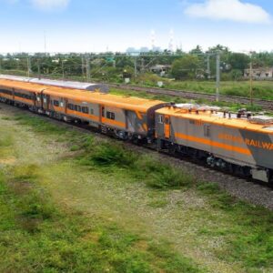 হাওড়া থেকে দিল্লি, শিয়ালদহ থেকে বারাণসী— সস্তায় দারুণ বিলাসিতা! আসছে ৩টি নতুন অমৃত ভারত ট্রেন