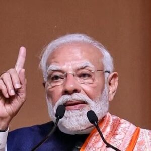 বন্দে ভারত স্লিপার থেকে ইলেকট্রিক বোট: সিঙ্গুরে দাঁড়িয়ে মমতার বাংলায় একগুচ্ছ উপহার মোদীর, তোলপাড় রাজ্য রাজনীতি!