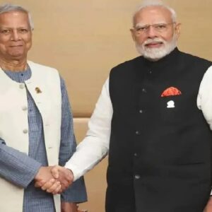 বাংলাদেশে চরম অস্থিরতা! ঢাকা থেকে কূটনীতিকদের পরিবারকে তড়িঘড়ি ফেরার নির্দেশ দিল্লির