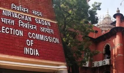 ভোটের আগে বাংলায় কড়া নজর কমিশনের! ভোটার তালিকা সংশোধনে আরও ১১ পর্যবেক্ষক নিয়োগ