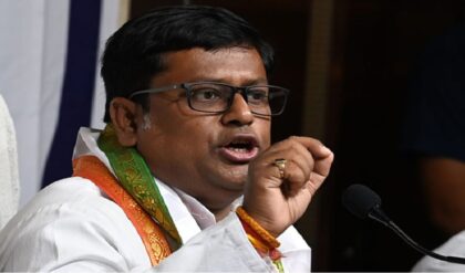 “ভোট আসুক, ভাইপোকে ওই ডিজে-তেই নাচাব!” অভিষেককে নজিরবিহীন আক্রমণ সুকান্তর!