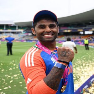 ম্যাক্সওয়েলকে সরিয়ে বিশ্বরেকর্ড সূর্যের! নিউজিল্যান্ডের বিরুদ্ধে মাত্র ৩২ রানেই ইতিহাস গড়লেন স্কাই