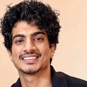 ৪০ লাখ টাকা প্রতারণা ও পরকীয়ার অভিযোগ! স্মৃতি মান্ধানার প্রাক্তন হবু স্বামী পলাশ মুছলকে নিয়ে বিস্ফোরক তথ্য