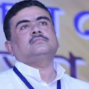 তৃণমূলকে চূড়ান্ত হুঁশিয়ারি! আক্রান্ত কর্মীর বাড়িতে গিয়ে বড় প্রতিশ্রুতি দিলেন শুভেন্দু অধিকারী