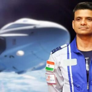 ISS-এ পা রাখা প্রথম ভারতীয়! যুদ্ধের ময়দান নয়, মহাকাশের সাহসিকতায় ইতিহাস গড়লেন গ্রুপ ক্যাপ্টেন শুভাংশু